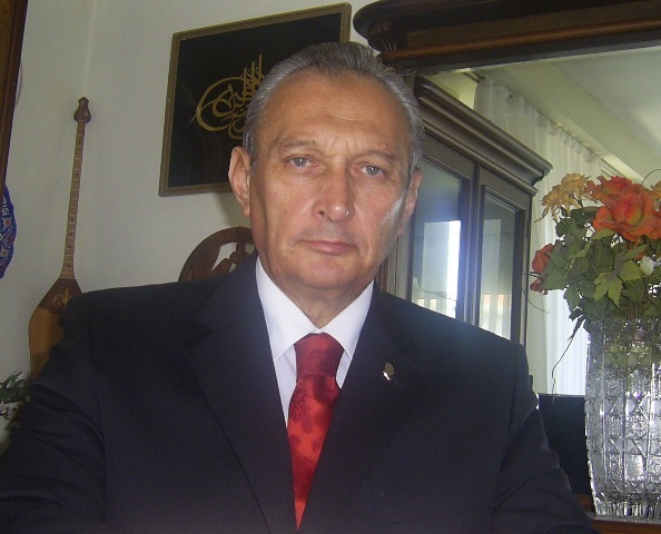 Dr. Tahir Tamer Kumkale